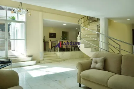 Casa com 5 Quartos para alugar, 562m² no Mangabeiras, Belo Horizonte