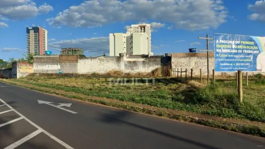 Lote/Terreno com 1 Quarto à venda, 537m² no Tubalina, Uberlândia