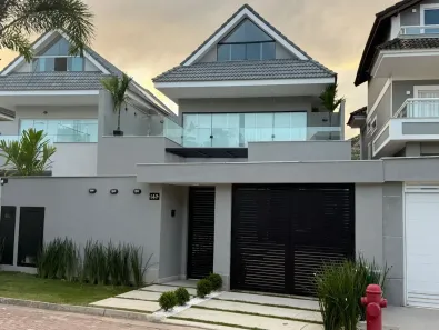 Casa de Condomínio com 4 Quartos para venda ou aluguel, 350m² no Recreio dos Bandeirantes, Rio de Janeiro