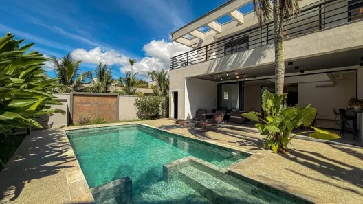 Casa de Condomínio com 4 Quartos à venda, 320m² no Ubatuba Country Clube, Ubatuba
