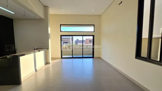 Sobrado com 3 Quartos à venda, 180m² no Jardim Morumbi, Londrina