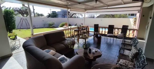 Casa com 4 Quartos à venda, 216m² no Parque Novo Mundo, Americana