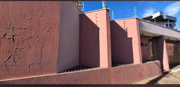 Casa com 3 Quartos à venda, 202m² no Vila Yamada, Araraquara