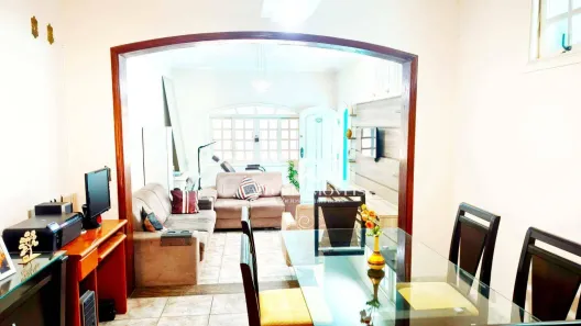 Casa com 3 Quartos à venda, 206m² no Vila Santa Izabel, Caçapava