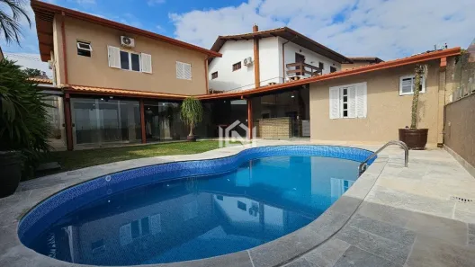 Casa de Condomínio com 4 Quartos à venda, 341m² no São Paulo II, Cotia