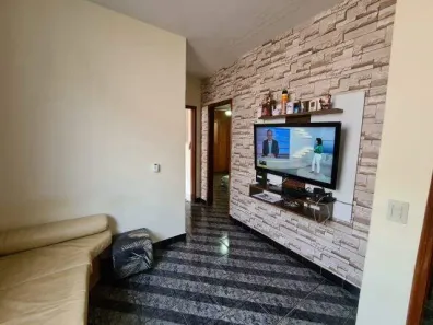 Casa com 3 Quartos à venda, 180m² no Vila Satélite, Uberlândia