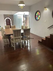 Sobrado com 4 Quartos para venda ou aluguel, 161m² no Vila Mascarenhas Ferraz, São José dos Campos