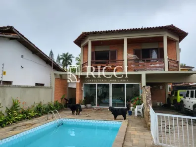 Casa com 3 Quartos à venda, 287m² no Jardim Virgínia, Guarujá