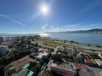 Apartamento com 2 Quartos à venda, 77m² no Canto, Florianópolis