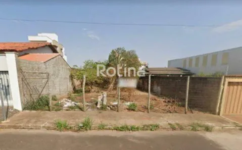 Lote/Terreno à venda, 360m² no Segismundo Pereira, Uberlândia