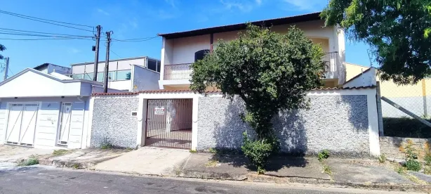 Casa com 4 Quartos para alugar, 228m² no Vila São Francisco, Itu