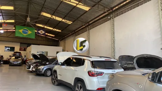 Galpão/Depósito/Armazém à venda, 732m² no Cerâmica, São Caetano do Sul