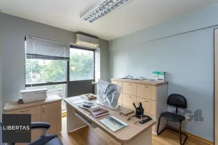 Sala Comercial com 1 Quarto à venda, 47m² no Menino Deus, Porto Alegre