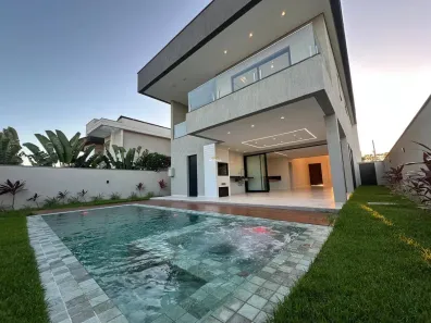 Casa de Condomínio com 3 Quartos à venda, 254m² no Cidade Alpha, Eusébio