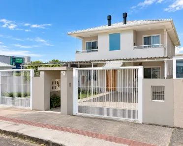 Apartamento com 2 Quartos para alugar, 70m² no Nova Palhoça, Palhoça