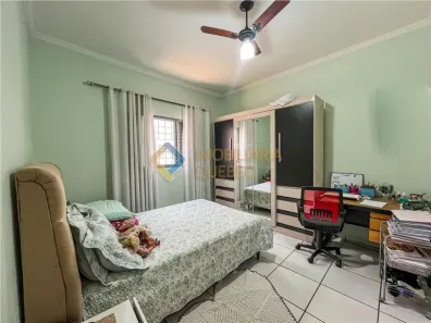 Casa com 3 Quartos à venda, 236m² no Jardim Heitor Rigon, Ribeirão Preto