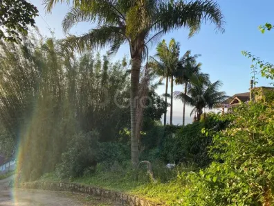Lote/Terreno à venda, 6915m² no Cacupé, Florianópolis