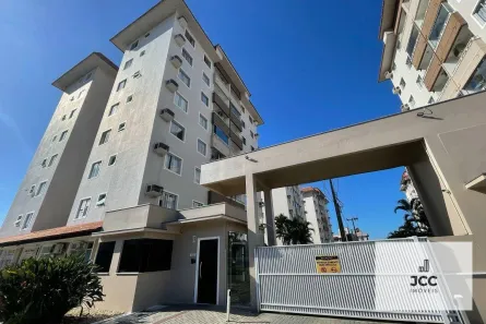 Apartamento com 2 Quartos para alugar, 67m² no Floresta, Joinville
