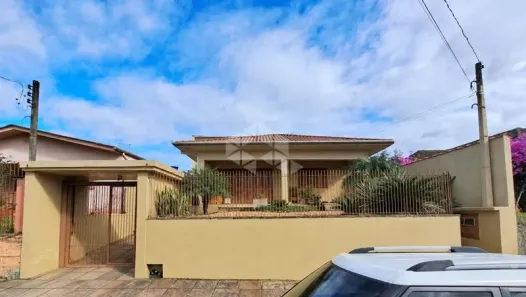 Casa com 4 Quartos para alugar, 281m² no Centro, Estância Velha