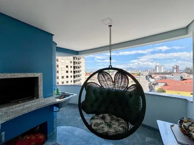 Apartamento com 2 Quartos à venda, 92m² no Barreiros, São José