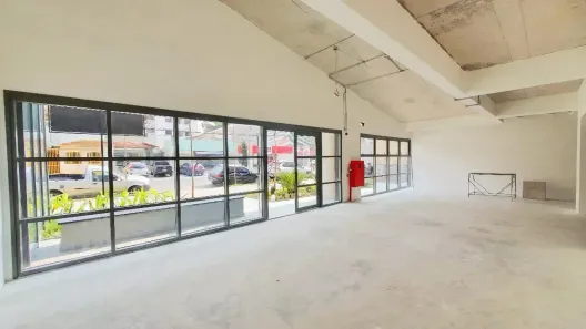 Ponto Comercial para alugar, 390m² no Campo Belo, São Paulo