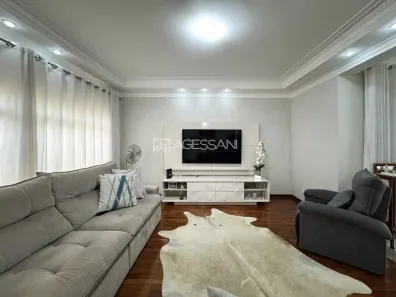 Casa com 3 Quartos à venda, 215m² no São José, Franca
