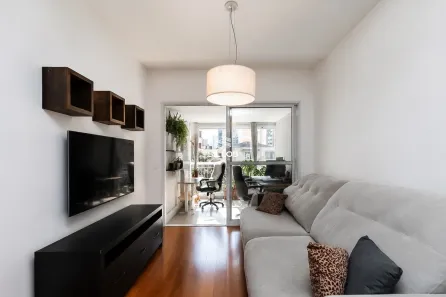 Apartamento com 2 Quartos à venda, 70m² no Centro, Curitiba