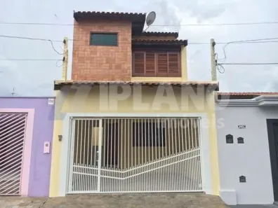 Sobrado com 3 Quartos à venda, 176m² no Portal do Sol, São Carlos