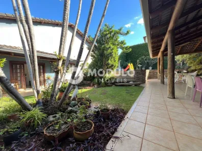 Casa com 3 Quartos à venda, 420m² no Cidade Jardim, Uberlândia