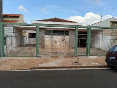 Casa com 4 Quartos para alugar, 230m² no Vila Curti, São José do Rio Preto