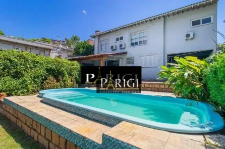 Casa com 4 Quartos para alugar, 234m² no Três Figueiras, Porto Alegre
