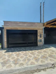 Casa com 2 Quartos à venda, 109m² no Vista Alegre, Taubaté