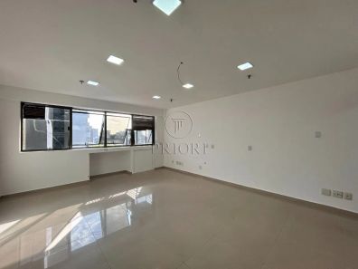 Sala Comercial à venda, 38m² no Rio Branco, Porto Alegre