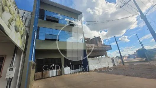 Ponto Comercial para alugar, 740m² no Jardim Jacarandás, Sinop