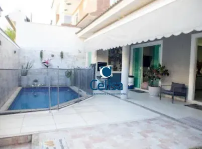 Casa de Condomínio com 4 Quartos à venda, 315m² no Pechincha, Rio de Janeiro