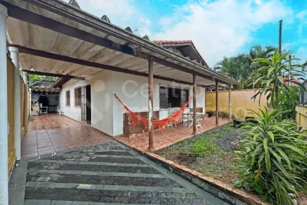 Casa com 3 Quartos à venda, 140m² no Balneario Flórida, Peruíbe
