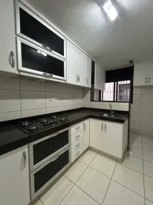 Apartamento com 3 Quartos à venda, 79m² no Setor Urias Magalhães, Goiânia