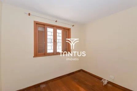 Casa com 3 Quartos para alugar, 163m² no Boa Vista, Curitiba
