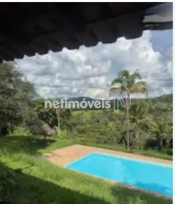 com 4 Quartos para alugar, 6800m² no Área Rural de Curvelo, Curvelo