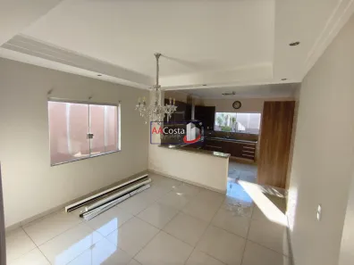 Casa com 4 Quartos à venda, 200m² no Parque Residencial Nova Franca, Franca