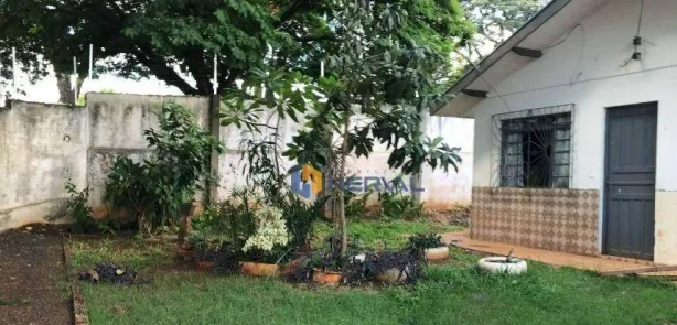 Casa com 2 Quartos à venda, 312m² no Jardim Ipanema, Maringá