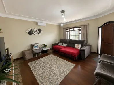 Sobrado com 4 Quartos à venda, 233m² no Bosque dos Eucaliptos, São José dos Campos