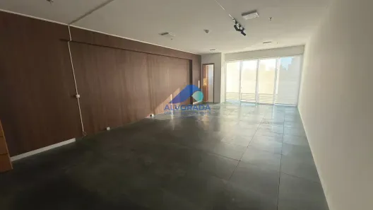 Sala Comercial à venda, 52m² no Jardim São Dimas, São José dos Campos