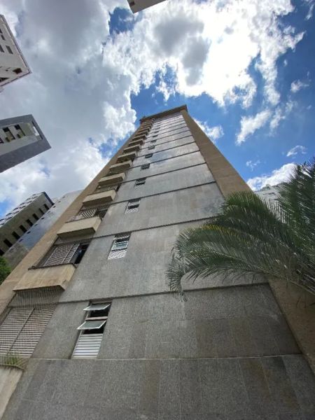 Apartamento com 4 quartos — Lourdes, Belo Horizonte