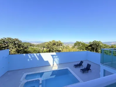 Casa com 3 Quartos à venda, 355m² no Roçado, São José