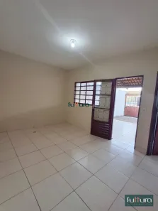 Casa com 3 Quartos para alugar, 70m² no Jardim Luz, Aparecida de Goiânia