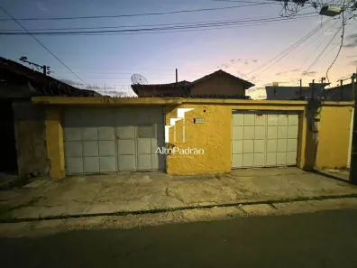 Casa com 4 Quartos à venda, 260m² no Centro, Teresina