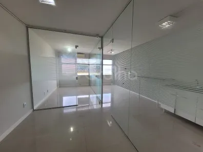 Sala Comercial à venda, 33m² no Centro, Florianópolis