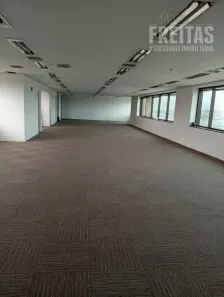 Sala Comercial para alugar, 250m² no Tamboré, Barueri
