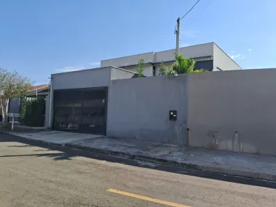 Casa com 6 Quartos à venda, 400m² no Jardim São Vicente Palloti, Londrina